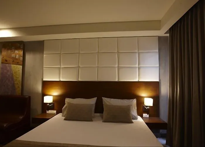 Hotel Collection O The Cha Cha