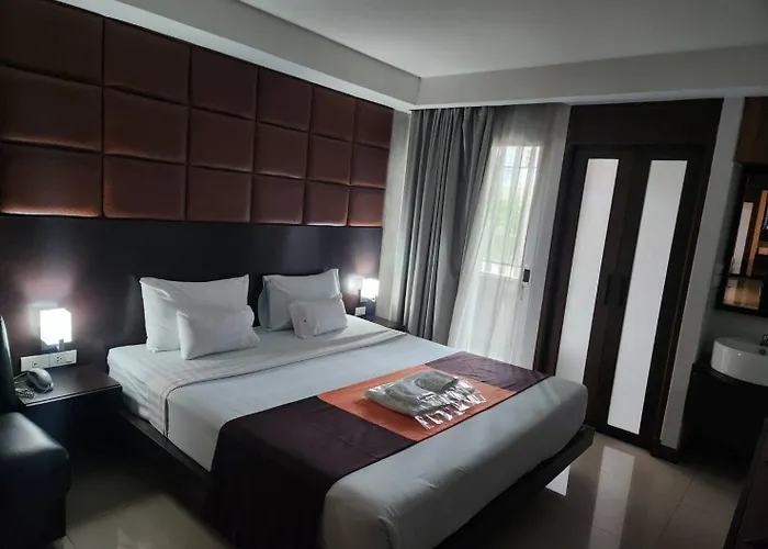 Collection O The Cha Cha Hotel