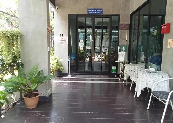 Collection O The Cha Cha Hotel Bangkok