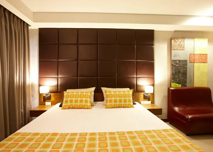 Collection O The Cha Cha Hotel